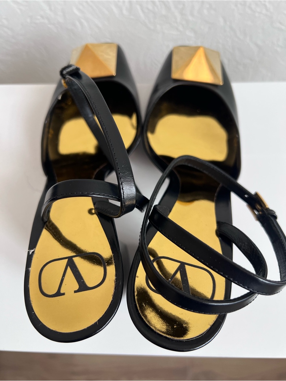 Valentino Garavani One Stud Black Patent Leather Slingback Pumps 37.5 US 7.5 - Picture 14 of 16